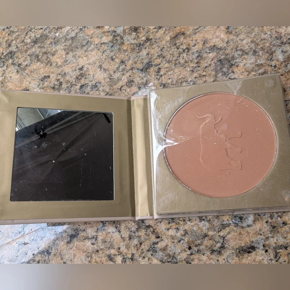 KOKIE COSMETICS Bronzer Stay Golden New